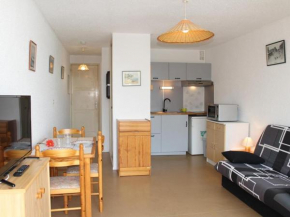 Studio à Gruissan, 2 couchages, piscine, proche plage et commerces - FR-1-229-106